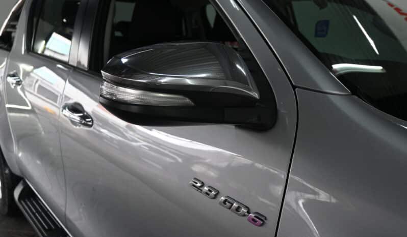 TOYOTA HILUX 2.8GD-6 A/T D/C full