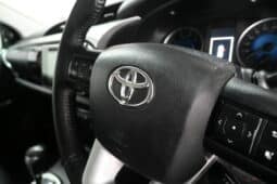 TOYOTA HILUX 2.8GD-6 A/T D/C full