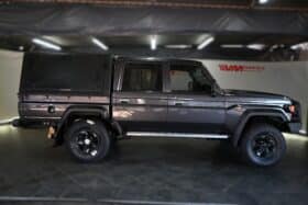 TOYOTA LAND CRUISER 79 2.8GD-6 D/C A/T