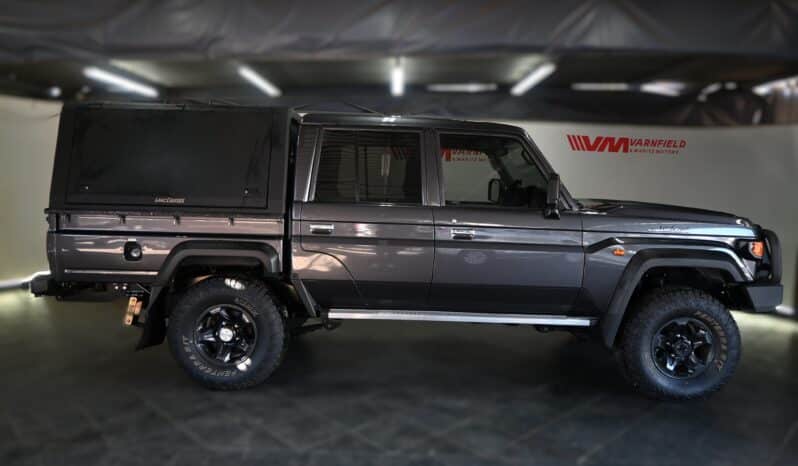 TOYOTA LAND CRUISER 79 2.8GD-6 D/C A/T full
