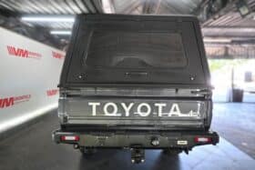 TOYOTA LAND CRUISER 79 2.8GD-6 D/C A/T