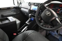 TOYOTA LAND CRUISER 79 2.8GD-6 D/C A/T full