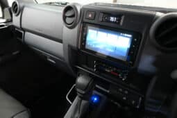 TOYOTA LAND CRUISER 79 2.8GD-6 D/C A/T full