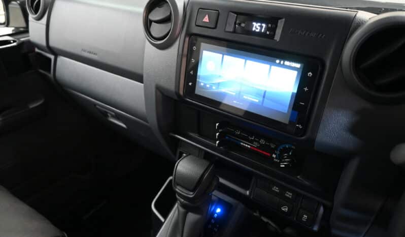 TOYOTA LAND CRUISER 79 2.8GD-6 D/C A/T full