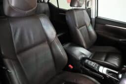 TOYOTA FORTUNER 2.4GD-6 RB A/T full
