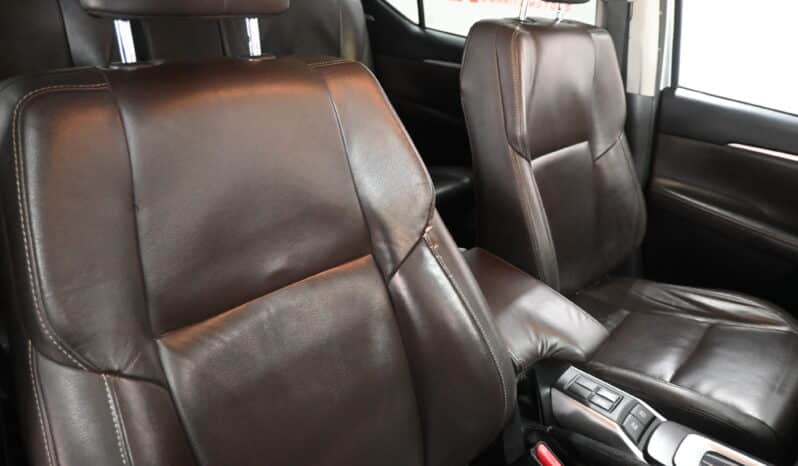 TOYOTA FORTUNER 2.8GD-6 4X4 A/T full
