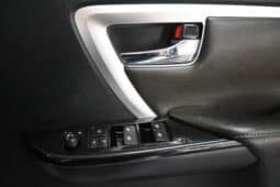 TOYOTA FORTUNER 2.8GD-6 4X4 A/T full