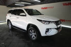 TOYOTA FORTUNER 2.4GD-6 RB A/T 4X4