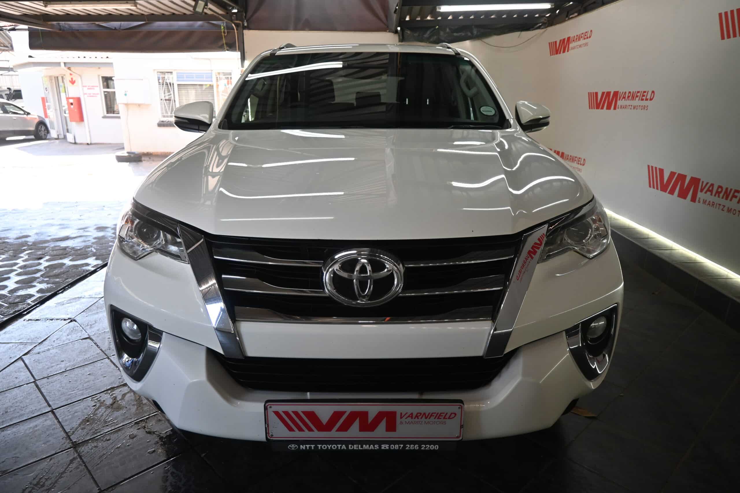TOYOTA HILUX 2.8GD-6 RAIDER 4X4 A/T P/U D/C