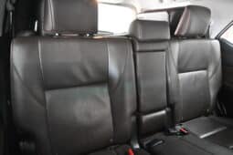 TOYOTA FORTUNER 2.4GD-6 RB A/T 4X4 full