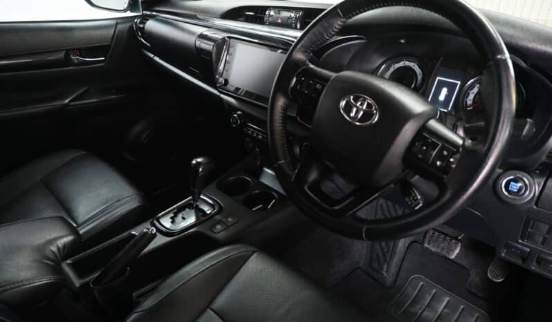 TOYOTA HILUX 2.8GD-6 RAIDER 4X4 A/T P/U D/C full