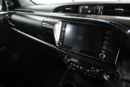 TOYOTA HILUX 2.8GD-6 RAIDER 4X4 A/T P/U D/C full
