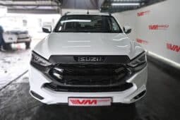 ISUZU MU-X 3.0 A/T full
