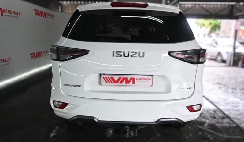 ISUZU MU-X 3.0 A/T full