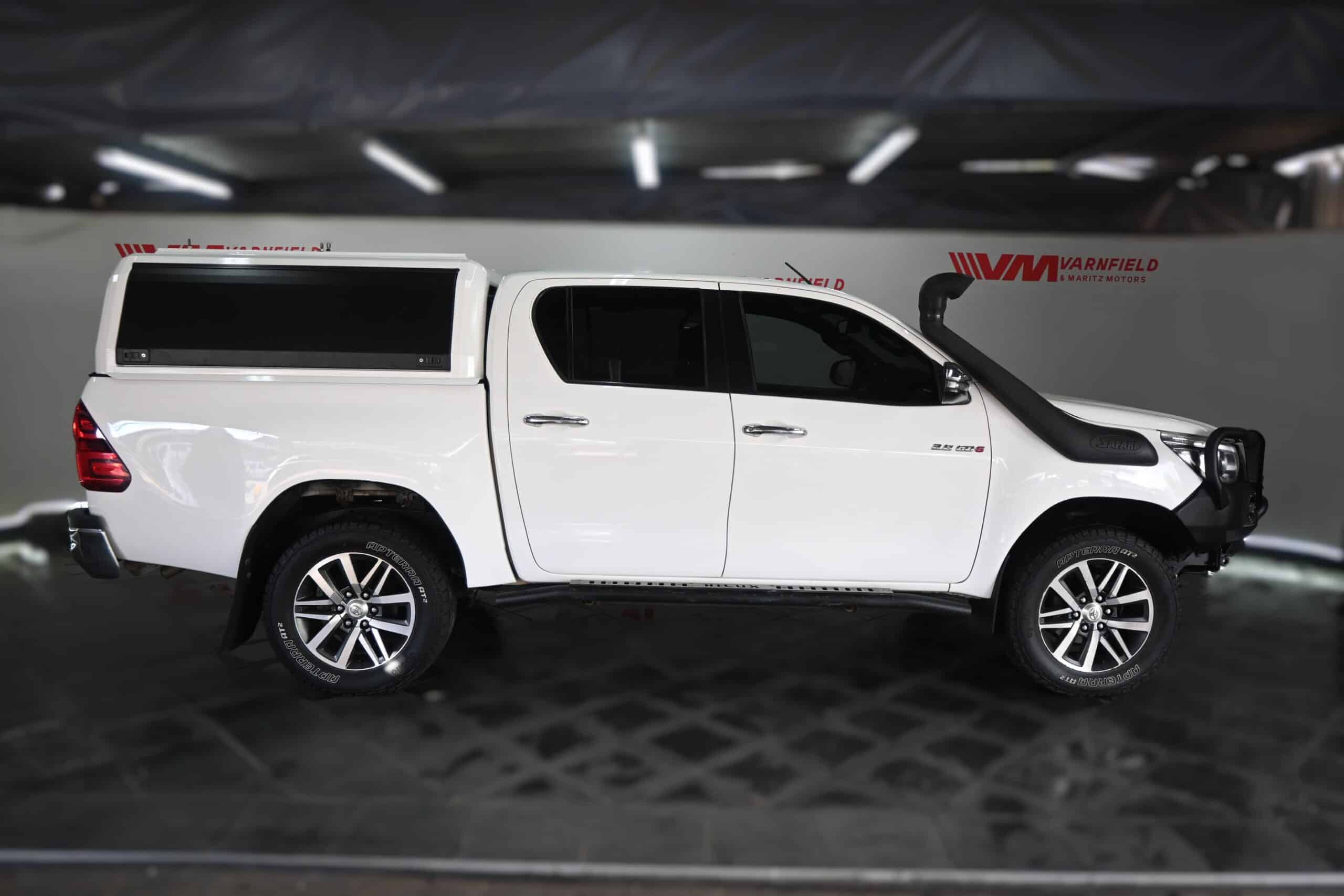 TOYOTA HILUX 2.8GD-6 4X4 A/T D/C