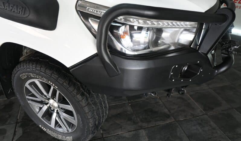 TOYOTA HILUX 2.8GD-6 4X4 A/T D/C full