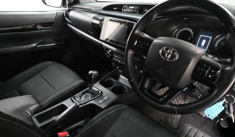 TOYOTA HILUX 2.8GD-6 4X4 A/T D/C full