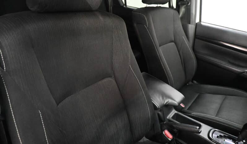 TOYOTA HILUX 2.8GD-6 4X4 A/T D/C full
