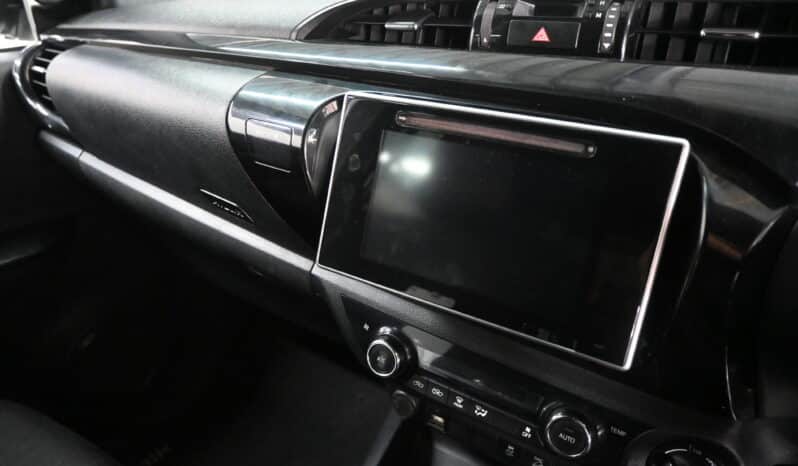 TOYOTA HILUX 2.8GD-6 4X4 A/T D/C full