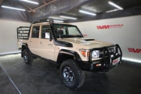 TOYOTA LAND CRUISER 79 4.5D P/U D/C