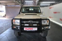 TOYOTA LAND CRUISER 79 4.5D P/U D/C full