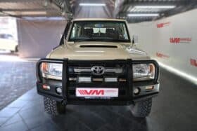 TOYOTA LAND CRUISER 79 4.5D P/U D/C