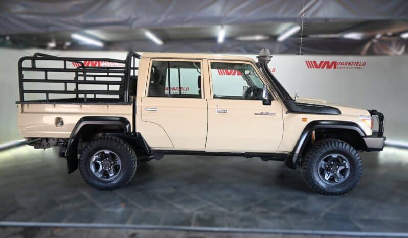 TOYOTA LAND CRUISER 79 4.5D P/U D/C full
