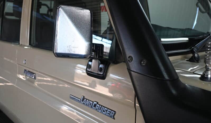 TOYOTA LAND CRUISER 79 4.5D P/U D/C full