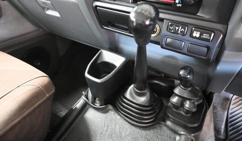TOYOTA LAND CRUISER 79 4.5D P/U D/C full