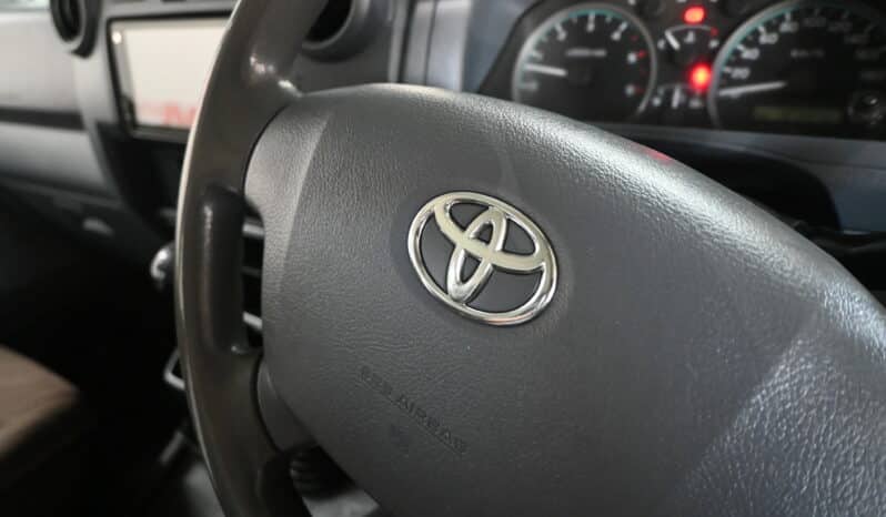 TOYOTA LAND CRUISER 79 4.5D P/U D/C full