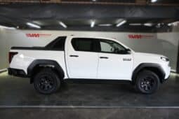 TOYOTA HILUX 2.8GD-6 RB LEG 4X4 A/T D/C HEV full