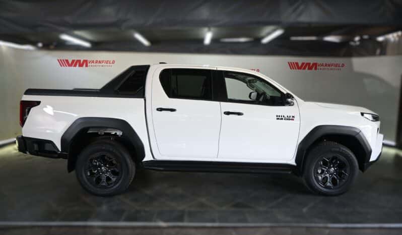 TOYOTA HILUX 2.8GD-6 RB LEG 4X4 A/T D/C HEV full