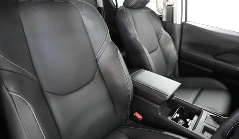 TOYOTA HILUX 2.8GD-6 RB LEG 4X4 A/T D/C HEV full