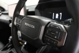 TOYOTA HILUX 2.8GD-6 RB LEG 4X4 A/T D/C HEV full