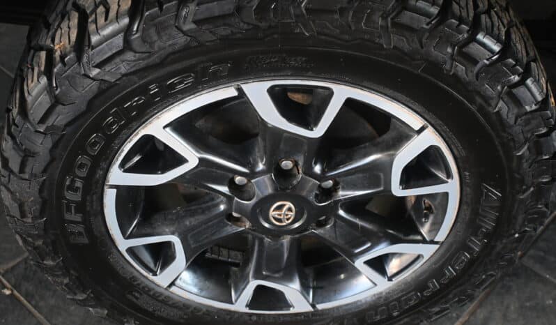 TOYOTA HILUX 2.8GD-6 4X4 A/T D/C LEG 50 full