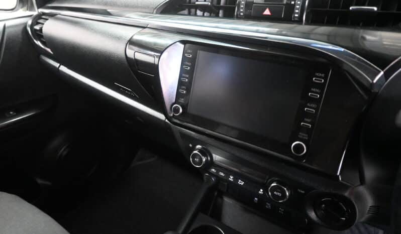TOYOTA HILUX 2.8GD-6 4X4 A/T D/C LEG 50 full