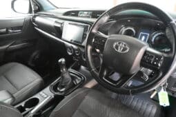 TOYOTA HILUX 2.8GD-6 RB RAIDER E/C full