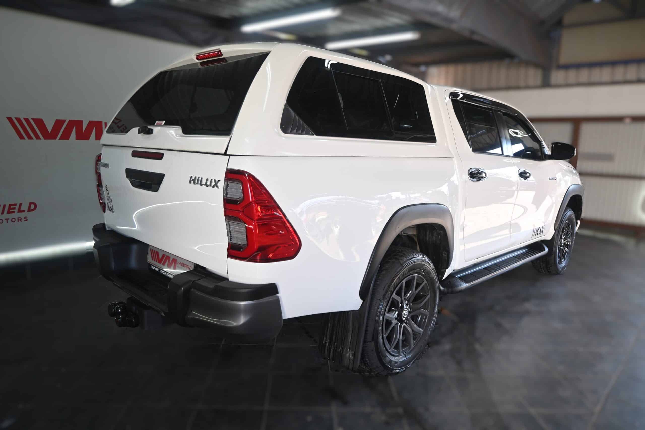 TOYOTA HILUX 2.8GD-6 RB RAIDER A/T D/C DAKAR