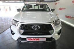 TOYOTA HILUX 2.4GD-6 RB RAIDER E/C A/T full