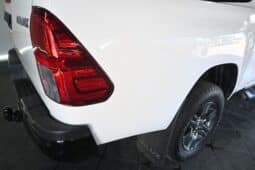 TOYOTA HILUX 2.4GD-6 RB RAIDER E/C A/T full