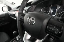 TOYOTA HILUX 2.4GD-6 RB RAIDER E/C A/T full