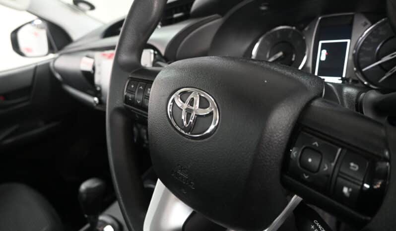 TOYOTA HILUX 2.4GD-6 RB RAIDER E/C A/T full