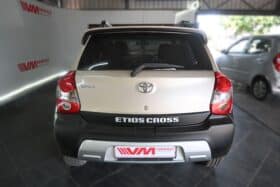 TOYOTA ETIOS CROSS 1.5 XS