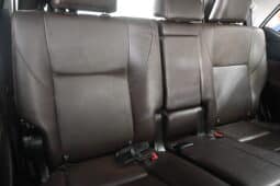 TOYOTA FORTUNER 2.4GD-6 A/T full