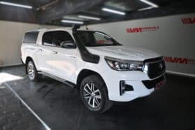 TOYOTA HILUX 2.8GD-6 4X4 A/T D/C