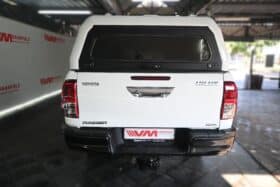 TOYOTA HILUX 2.8GD-6 4X4 A/T D/C