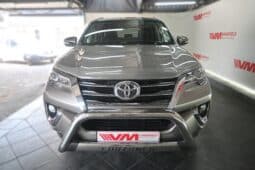 TOYOTA FORTUNER 2.8GD-6 A/T full