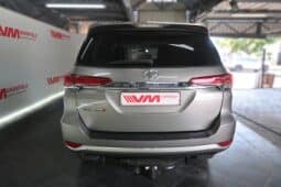 TOYOTA FORTUNER 2.8GD-6 A/T full
