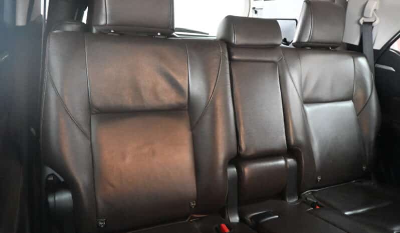 TOYOTA FORTUNER 2.8GD-6 A/T full