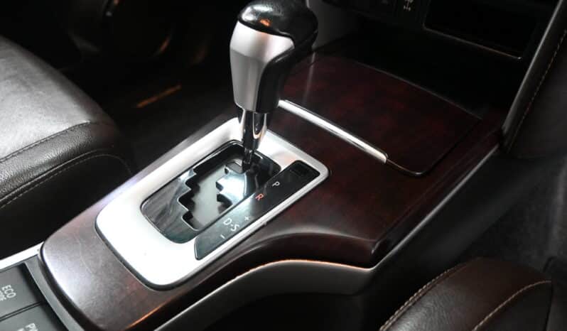 TOYOTA FORTUNER 2.8GD-6 A/T full
